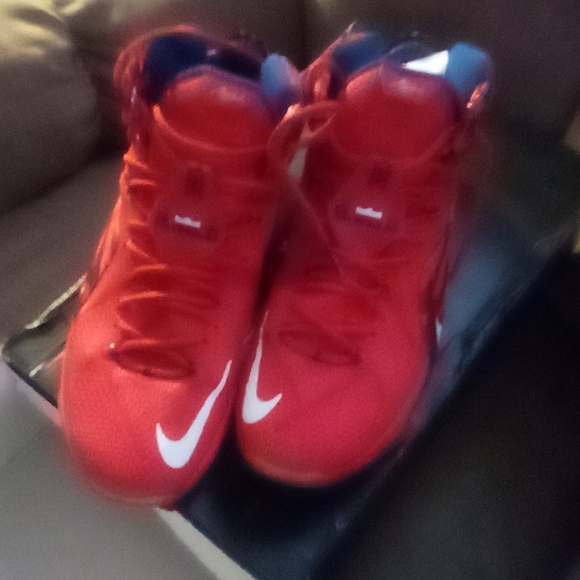 Gym shoes! LeBron James! Gym shoes main image 5